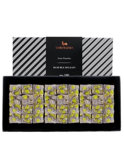 Turkish Delight Pistachio Extra Duduble by BAKIRKAZAN, %40 PISTACHIO Turkish Delights Candy 8.8 oz Luxury Food Gifts, Turkish Candy Assorted Flavors gourmet candy, Best Food & Beverage Christmas New year Gifts Option, Lokum, Vegan Turkish Snacks dubai chocolate bar pistachio baklava
